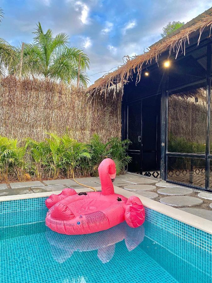 Glass House With Pvt Pool By Miracle Resort & Villa Lonavala Esterno foto