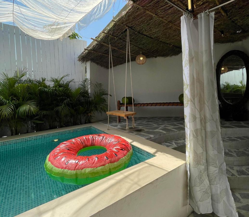 Glass House With Pvt Pool By Miracle Resort & Villa Lonavala Esterno foto