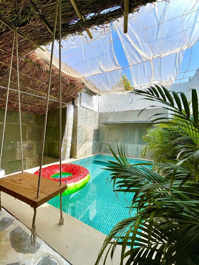 Glass House With Pvt Pool By Miracle Resort & Villa Lonavala Esterno foto