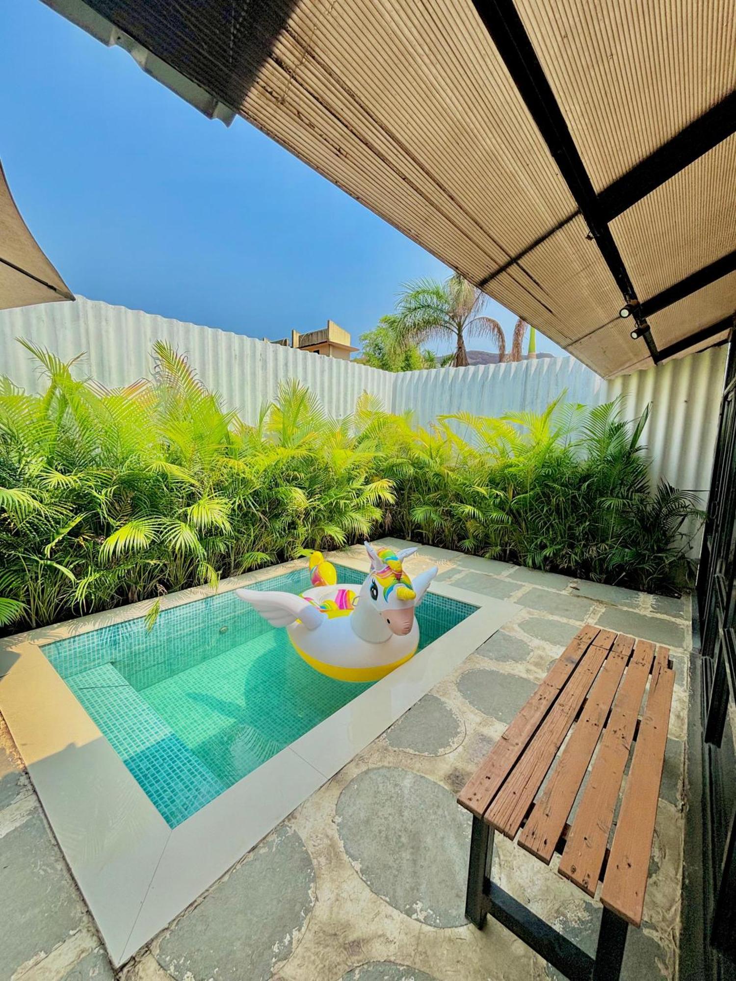 Glass House With Pvt Pool By Miracle Resort & Villa Lonavala Esterno foto